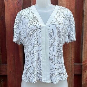 Apology Women’s Leaf Print V-Neck White Top Size L White/Black